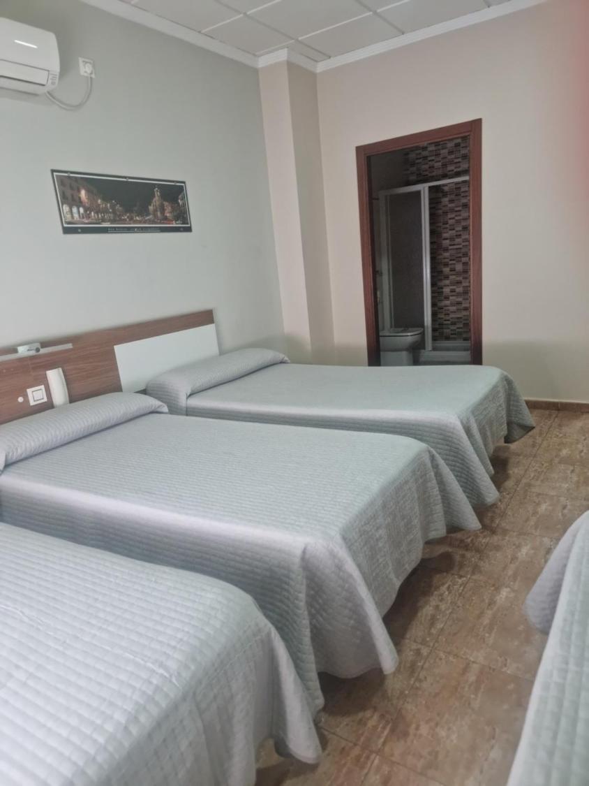 Hostal Restaurante El Paraiso Don Benito Dış mekan fotoğraf