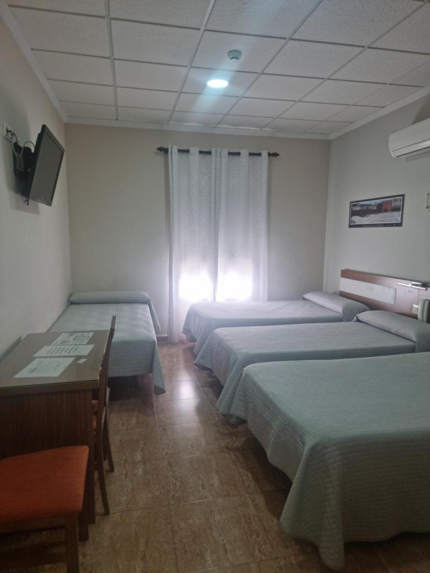 Hostal Restaurante El Paraiso Don Benito Dış mekan fotoğraf