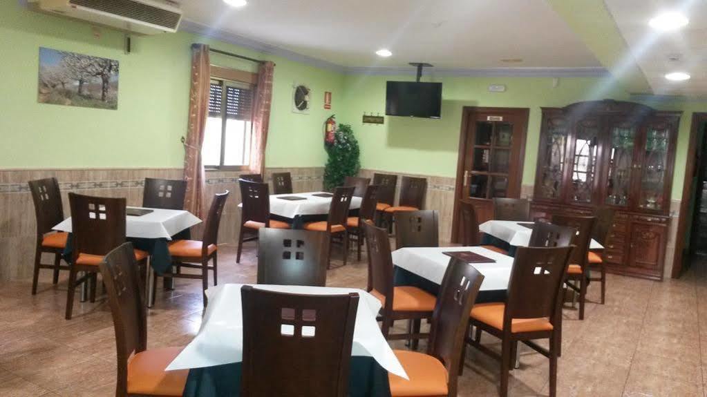 Hostal Restaurante El Paraiso Don Benito Dış mekan fotoğraf