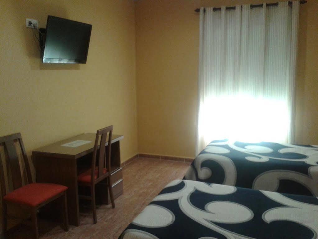 Hostal Restaurante El Paraiso Don Benito Dış mekan fotoğraf